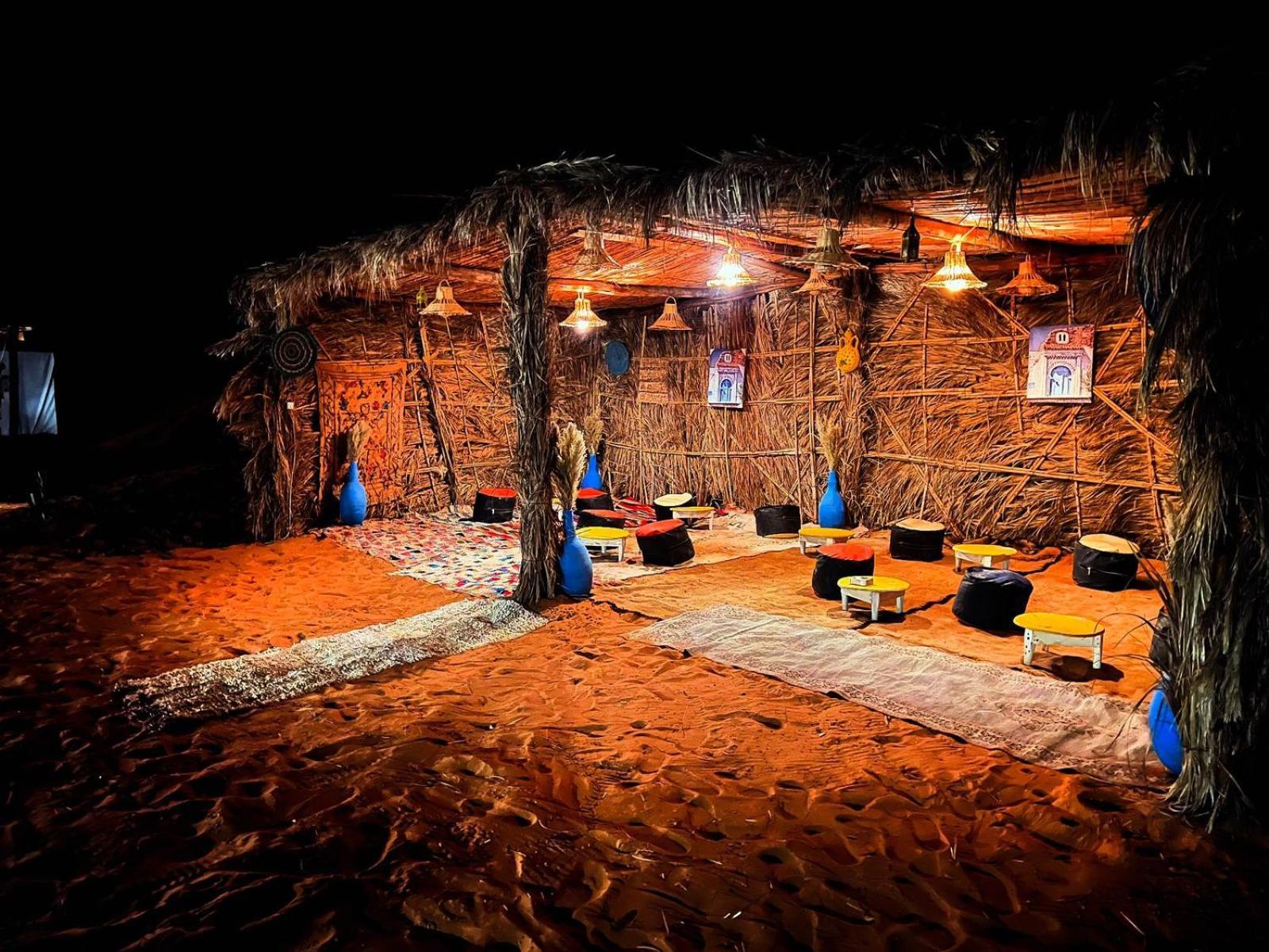 Desert Camp Camel & Sandboarding 梅尔祖卡 外观 照片